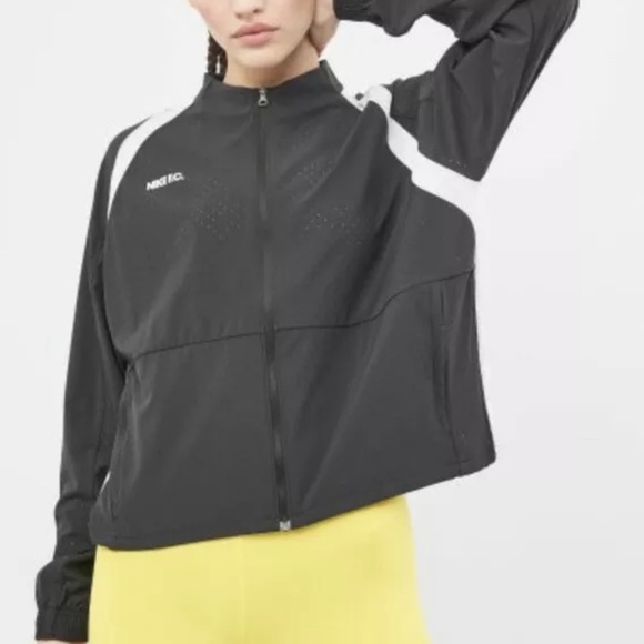 Nike F. C. Women’s Sz XL Full Zip-Up Soccer Jacket Track Top Black CK2700-011 - Picture 1 of 5